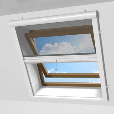 Moustiquaire enroulable pour fenêtre de toit, sur mesure